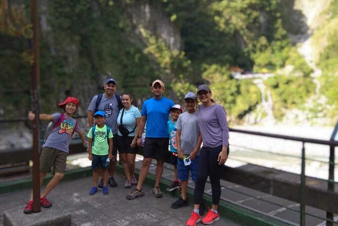2025 Taroko Gorge Tour Excellent Cultural Stories , 8 Hours - A Local-Guide Taroko Day That Starts at 7:30