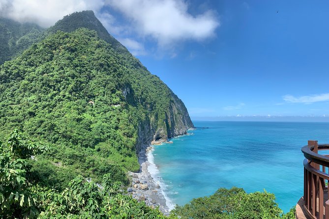 5-Day Round Taiwan Charter Car Tour - Day 3: Kenting National Park, Eluanbi, and the wide open sea