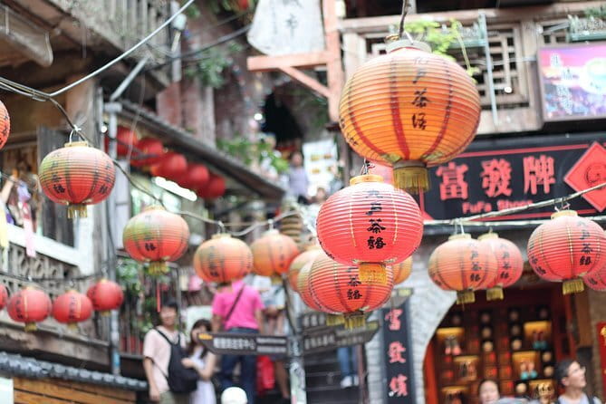 6 Hours Private Charter from Taipei in Shifen and Jiufen - A 6-hour escape with private pickup from Taipei