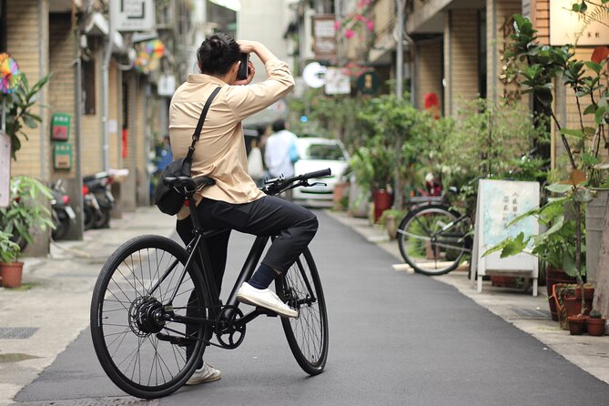 Best E-bike Cycling Tour in Taipei - Includes Local Food & Drinks - Key highlights you should care about