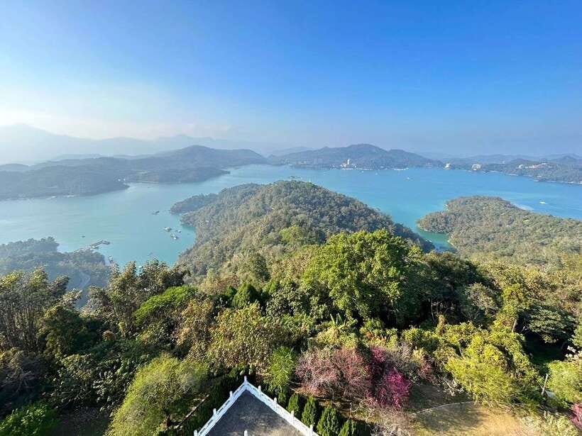 From Taipei: 5-Day Best of Round Taiwan Island Tour - Kenting National Park: Eluanpi Lighthouse, Maopitou, Chuanfan Rock, and Longpan