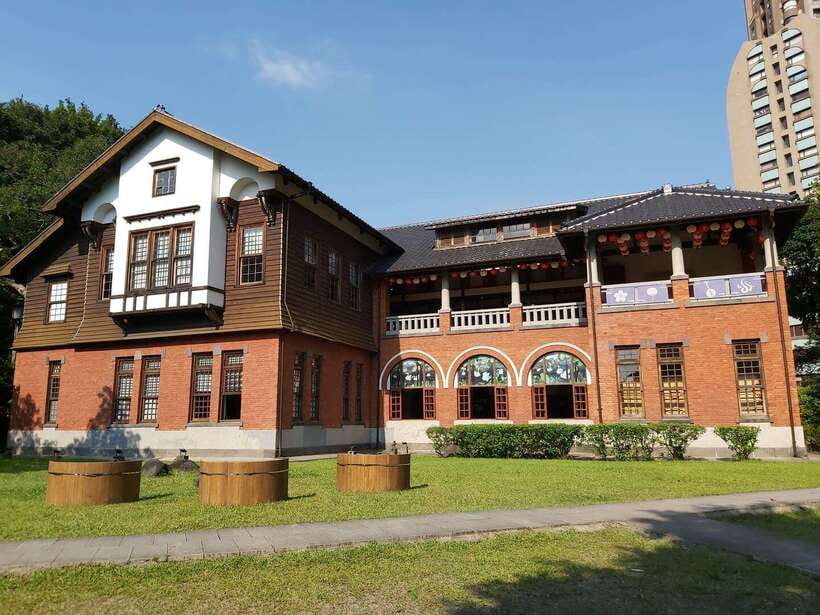 From Taipei: Beitou and Yangmingshan National Park Day Tour - Key highlights worth planning around