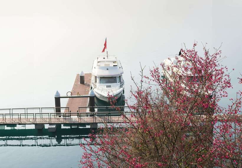 From Taipei City: 3-Day Sun Moon Lake & Alishan Private Tour - The lodging reality: cozy lake hotel, simpler Alishan night