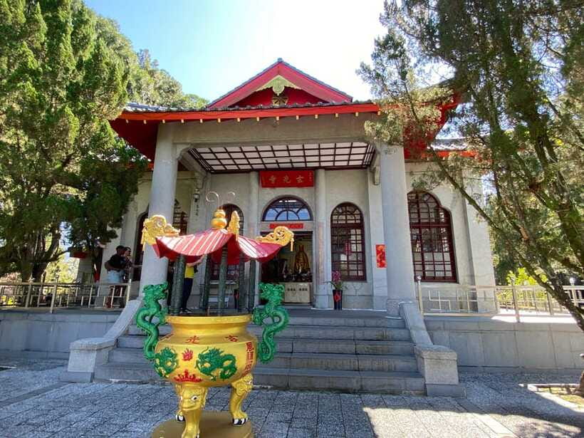 From Taipei: Nantou and Sun Moon Lake View Day Tour - Food, breaks, and what you should bring for comfort