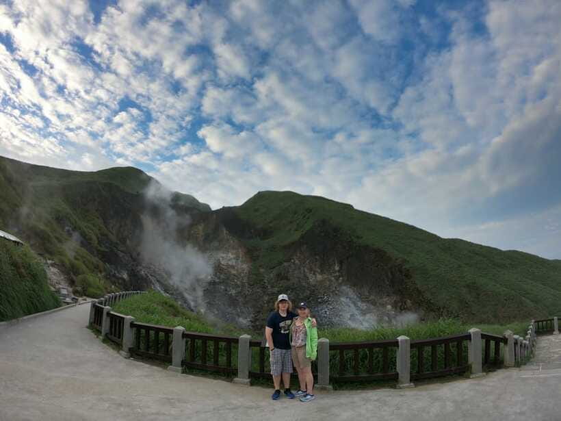 From Taipei: Private Yangmingshan Volcano and Nature Tour - Should you book this Yangmingshan volcano and nature tour?