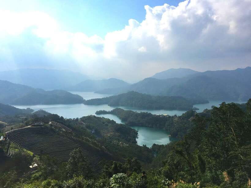 From Taipei: Thousand Island Lake and Pinglin Tea Plantation - Who should book this tea-and-lake afternoon