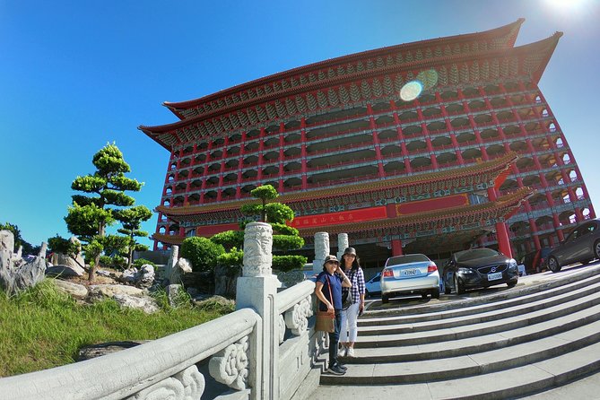 Full-Day Private Custom Taipei City Tour - National Revolutionary Martyrs’ Shrine: the guard changing moment worth planning around