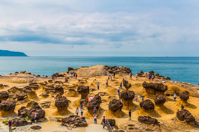 Full-Day Tour in Shifen, Jiufen & Yehliu of Taipei (Incl. ticket) - Meeting point and how the 9-hour pace really feels