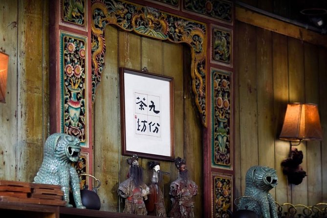 Half Day Private Tour to Jiufen, Shifen Waterfall & Pingxi Sky Lantern - Private car comfort, and why it actually matters here
