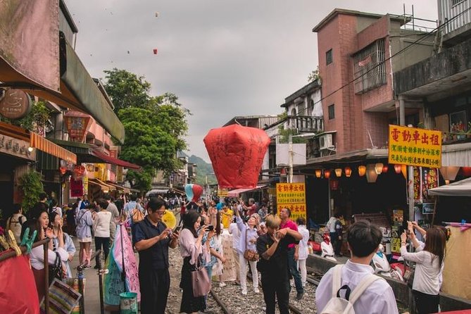 Half Day Private Tour to Jiufen, Shifen Waterfall & Pingxi Sky Lantern - Pingxi sky lantern launch: make the wish, then watch it lift