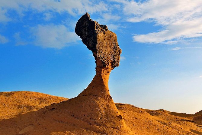 Half Day Private Tour to Yangmingshan National Park and Yehliu Geopark - Private-Guide Quality: What Makes This Tour Feel Different