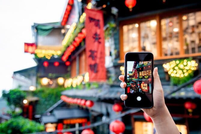 Jiufen, Shifen and Houtong Cat Village Private Tour - Jiufen Old Street: the alleyway that turns into a whole mood