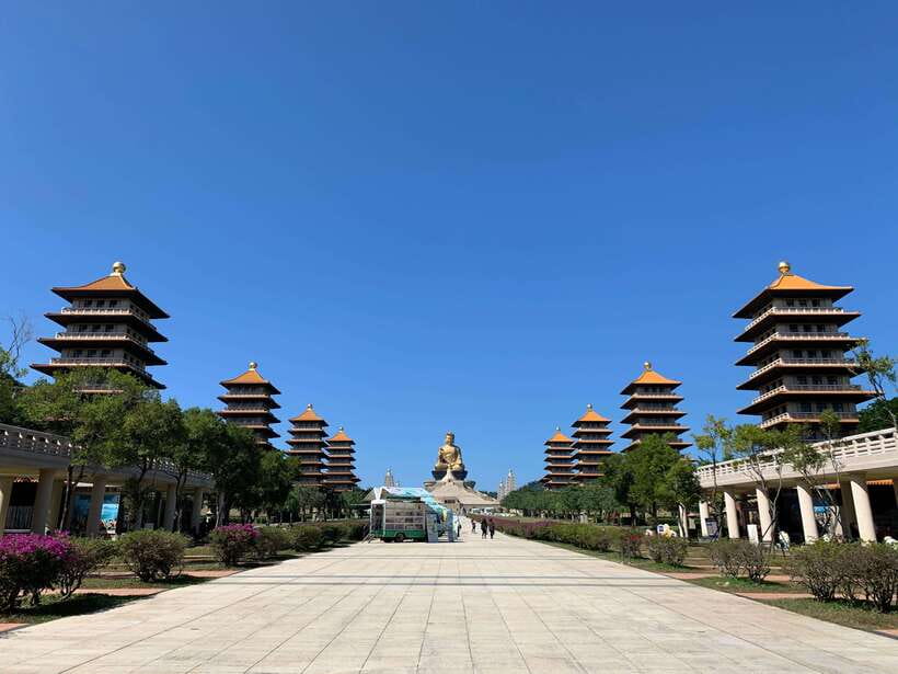 Kaohsiung: Private City Tour with Fo Guang Shan Museum - Your Start Point, Hotel Pickup, and the Value of a Dedicated Driver