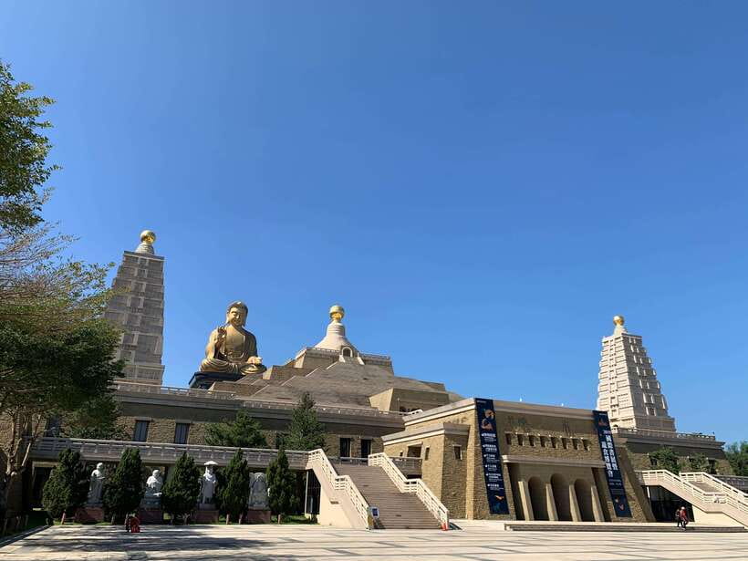 Kaohsiung: Private City Tour with Fo Guang Shan Museum - The Hidden Gem Break and Free Time, How to Use It