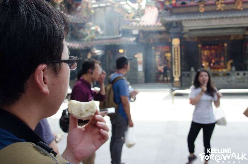 Keelung Half-Day Food Tour: Explore Day & Night Markets - Why Miaokou Night Market is the centerpiece of a Keelung food day