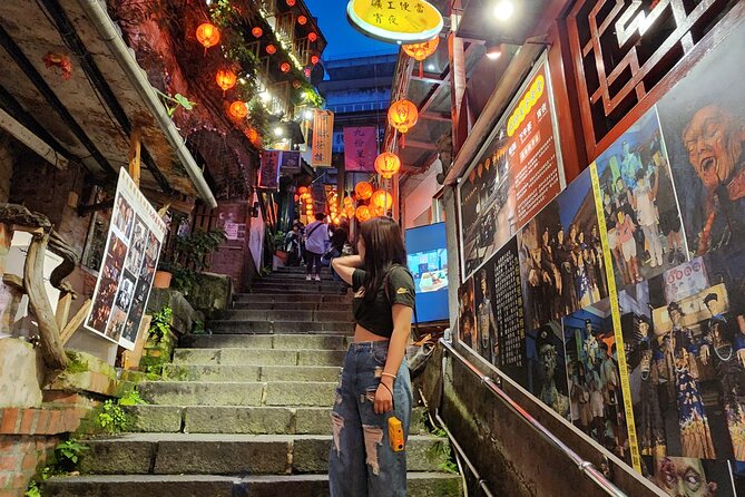 Keelung port pick up day tour ( private group) - Jiufen Old Street: Old Mining-Town Energy and Easy Snack Time