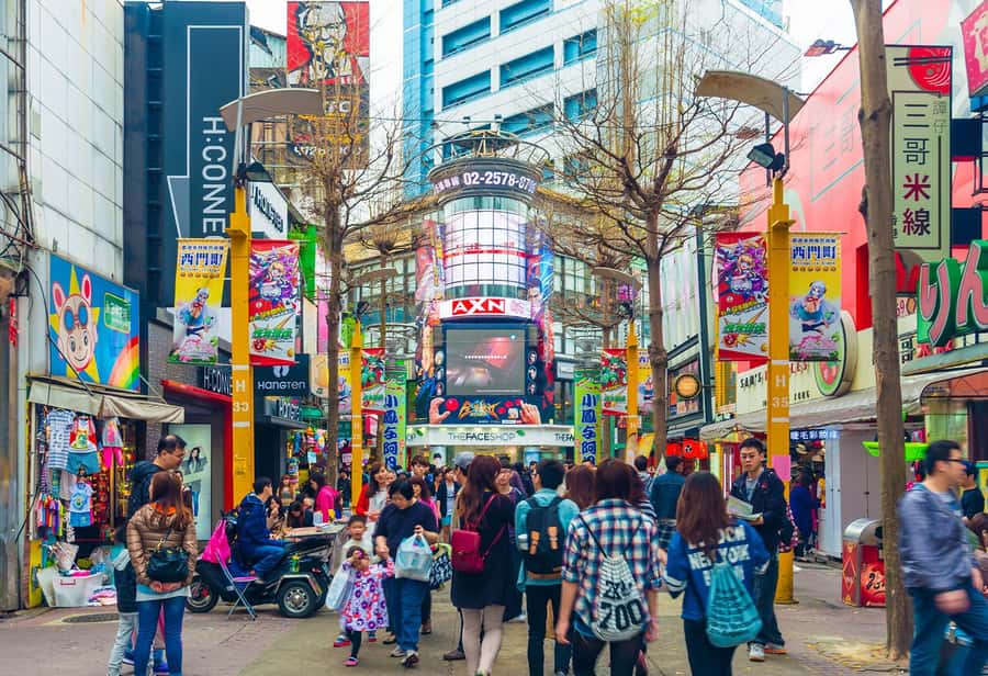 ️ ️ Keelung Shore Excursion 6-Hour Taipei City Tour - Ximending vs Chiang Kai-shek Memorial Hall: choose your Taipei mood