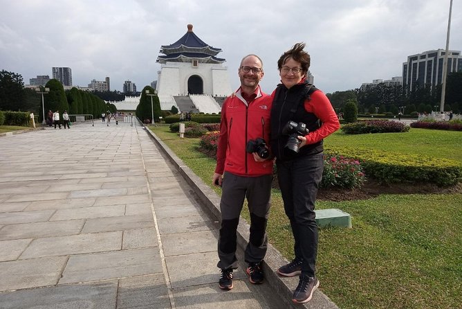 Keelung Shore Excursion: Xiangshan Hiking & Classic Taipei Culture Private Tour - National Palace Museum: the art stop that anchors your whole day