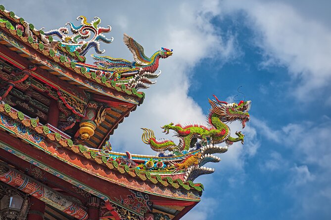 Keelung Shore Excursions: Private 6-Hour Taipei City Adventure! - Ximending: shopping streets, street art, and casual people-watching