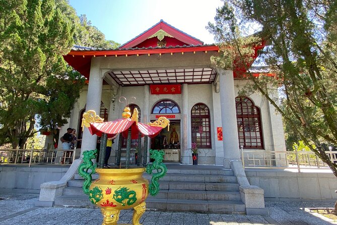 Nantou Day Tour: Sun Moon Lake & Ita Thao Pier from Taipei - Xiangshan Visitor Center: a low-effort way to understand the area