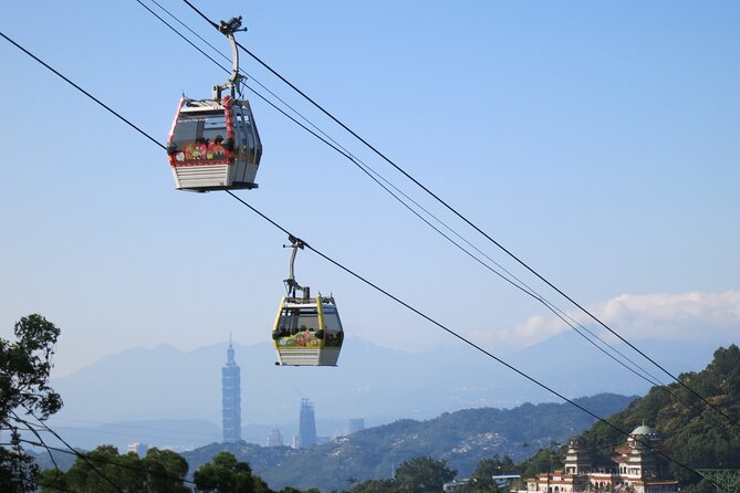 Pinglin Tea Culture & Maokong Day Tour from Taipei - Maokong Morning: Gondola Views and a Short Tea-Filled Walk