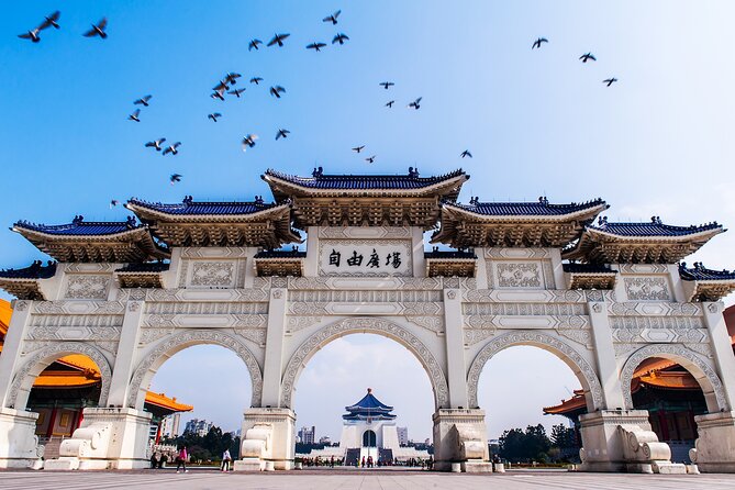 [private] 8-Hour Customize Your Amazing Private Taipei Day Tour - Taipei 101, skyline time, and how to use it well