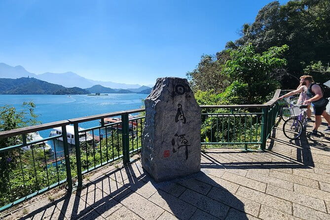 Private 9-Hour Sun Moon Lake Leisure Tour from Taichung (台中)! - Why this private Sun Moon Lake day works better than a crowded schedule