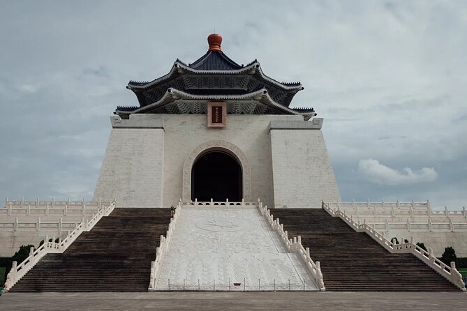 Private Cruise Tour from Keelung: Trip to Taipei - Din Tai Fung 101 Lunch, Xiaolongbao Plus A Built-In Break