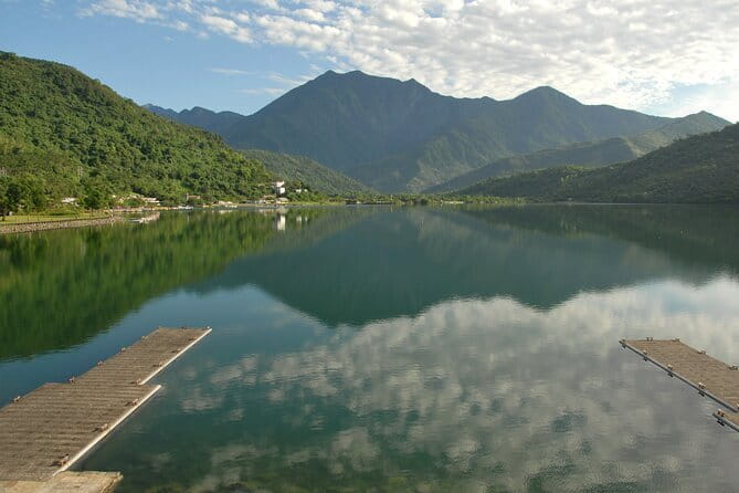 Private East Coast & Jade Hunting Day Tour with Local Expert - Stop 4: Shitiping Scenic Area and Tide Pools with Fish