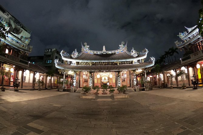Private Night Tour of Taipei - Hotel pickup, 5:30 pm start, and how the evening actually flows