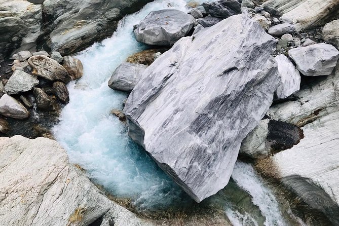 Private Taroko Gorge National Park Day Tour - The earthquake reality check, and why a guide matters
