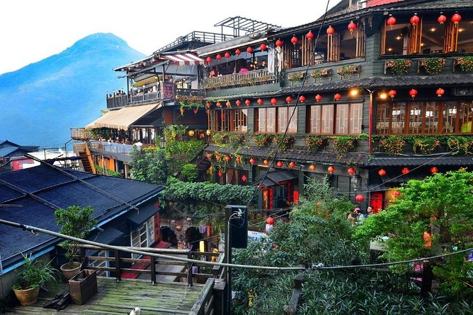 Private Tour to Jiufen, Yehliu Geopark, and Pingxi - A Private Northern Taiwan Day That Actually Feels Like a Day
