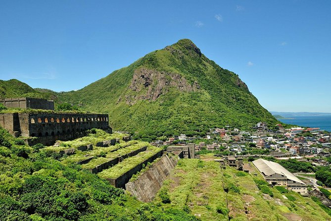 Small-Group Tour: Jiufen, Yehliu Geopark, and Shifen from Taipei - Key points to know before you go