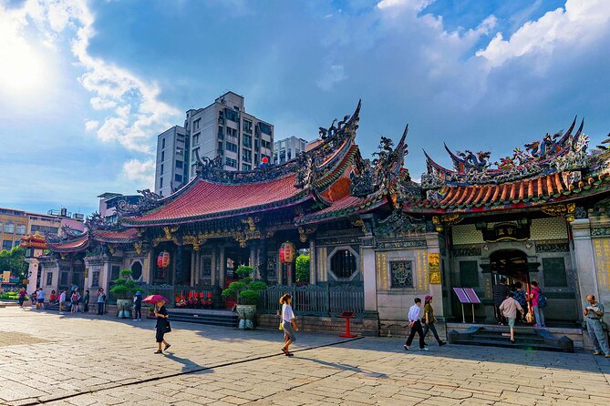 Sweets to Streets: 6Hr Taipei Adventure with Pineapple Cake DIY - Should You Book This Pineapple Cake and Night Market Adventure?