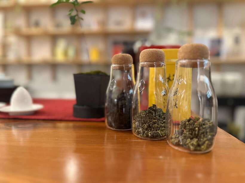 Tainan Culture Trip: Chinese Tea Ceremony_Oolong Tea - Price and value for a private group of up to two