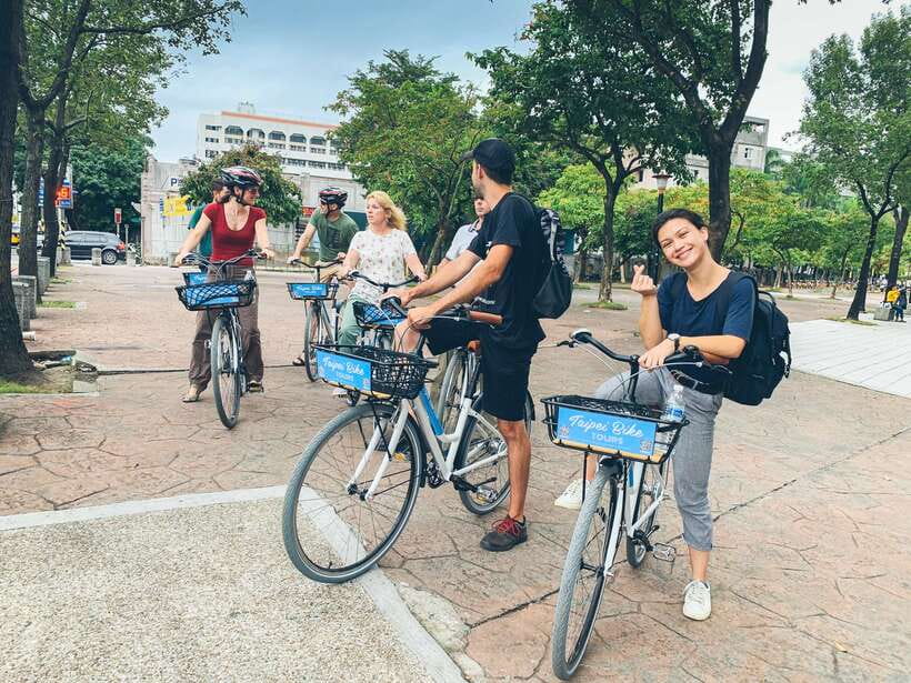 Taipei: 4-Hour Morning City Cycling Tour with Breakfast - Key Takeaways