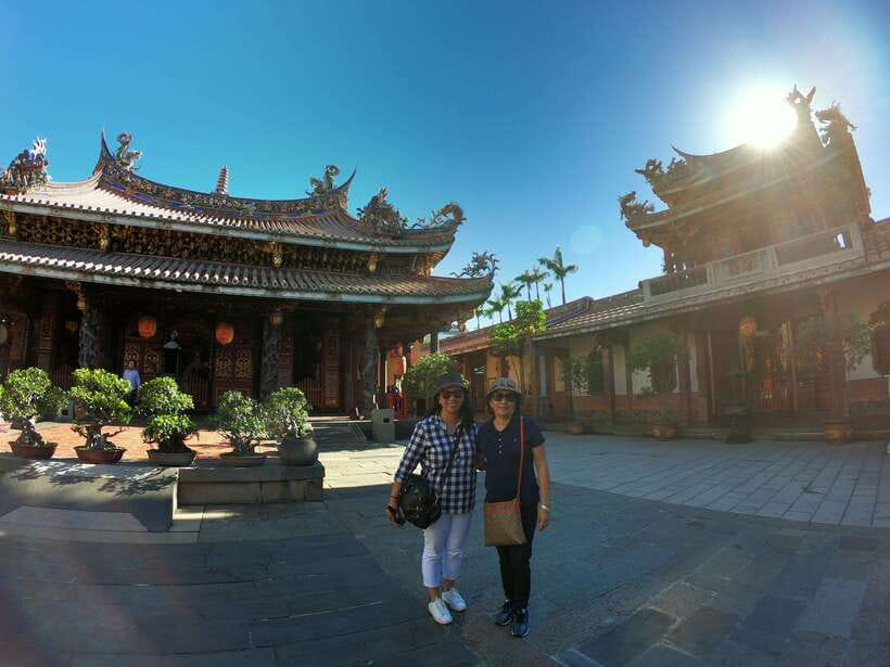 Taipei: City Highlights Private Sightseeing Tour with Guide - Key highlights at a glance