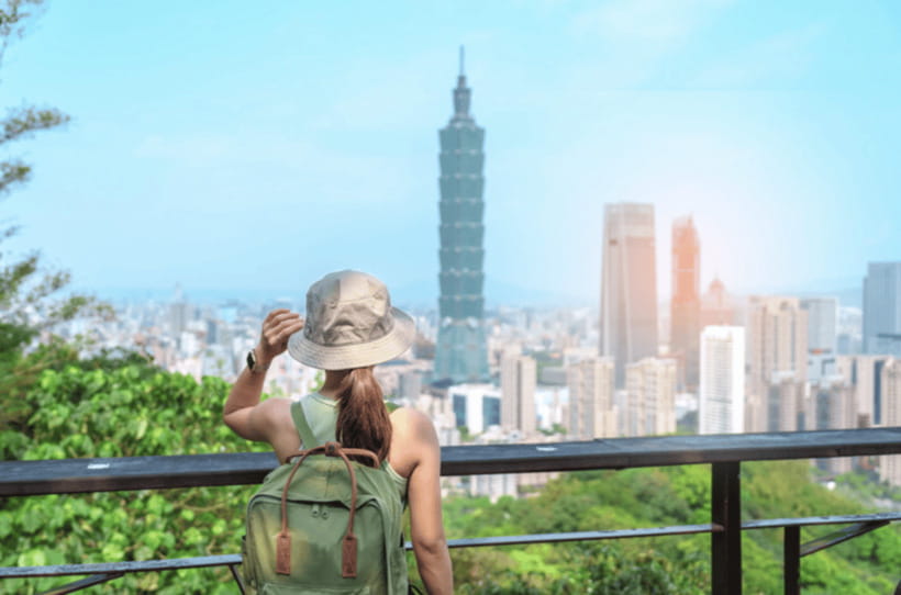 Taipei: City Highlights Private Sightseeing Tour with Guide - A private, guided route that saves your energy in Taipei