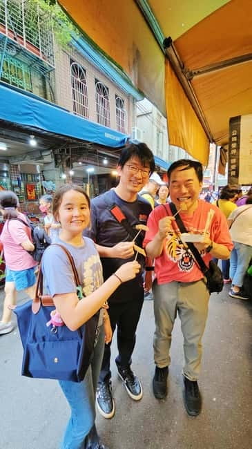 Taipei: Cooking Class & Market Adventure Historic Dadaocheng - The market adventure: tastings, stories, and ingredient spotting
