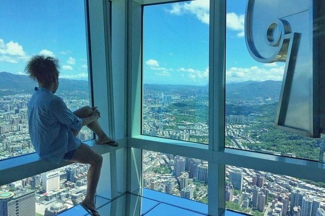 Taipei Day Tour including Taipei 101, Din Tai Fung and Hot Spring Experience - Taipei 101: Fast Access and the Wind Damper Story