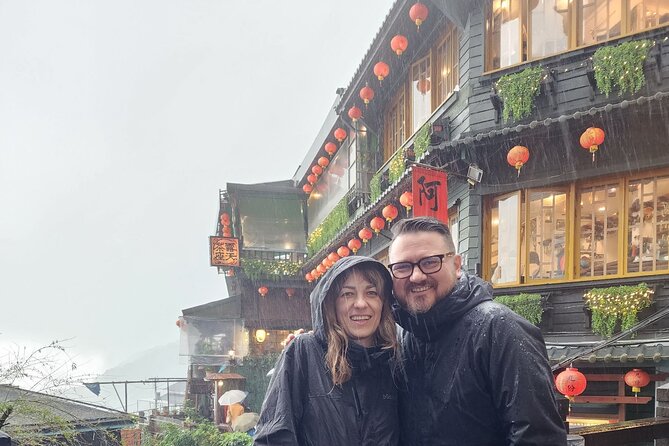 Taipei day tour(northeast coast tour or city tour) MERCEDES VAN - Choosing city tour or northeast coast: what you should pick