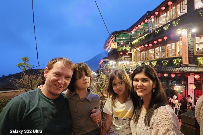 Taipei day tour(northeast coast tour or city tour) MERCEDES VAN - Shifen Old Village: sky lanterns and the old mining rail setting