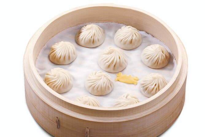 Taipei: Din Tai Fung Meal Voucher - What to Expect on the Table: Service Pace and Warmth