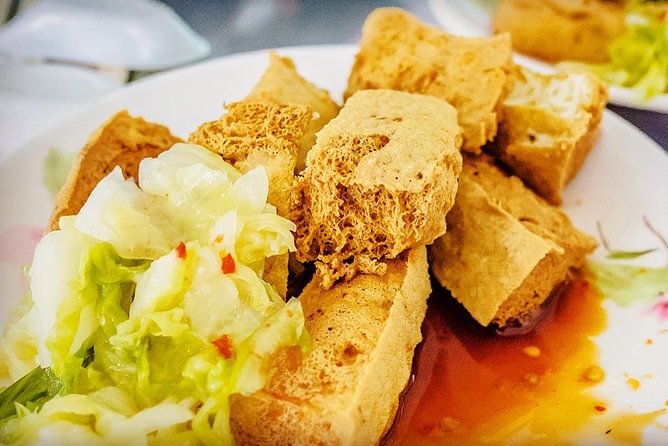 Taipei Food Tour: Night Market & Convenience Store(Food Included) - The Michelin-Style Advantage: Why a Guide Helps You Taste Better