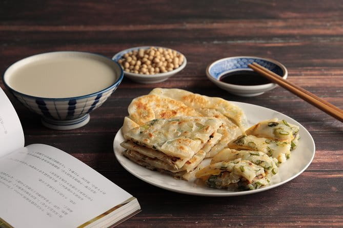 Taipei Foodie Tour - Taipei metro-friendly ending: planning your last hour