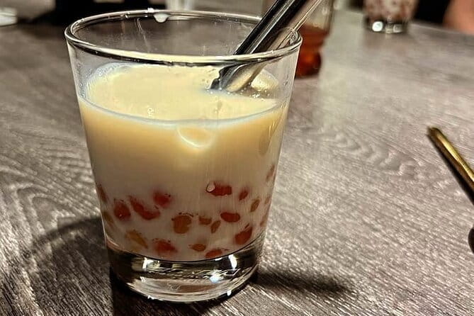 Taipei Fresh Market Tour and Colorful Bubble Tea Making - Tasting Stops: Herbal Tea and Fish Balls (Plus Options)