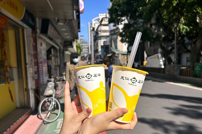 Taipei Hidden Eats, Market & Street Food Tour with 8+ Tastings - Dongmen Station sweet finish, plus bubble tea and tofu pudding