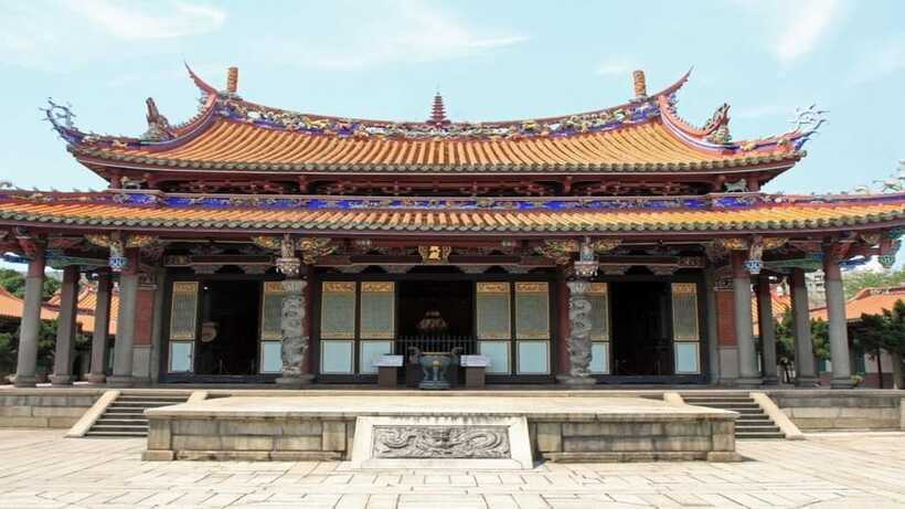 Taipei: Highlight Attractions Walking Tour - Guides, pacing, and what “private” really means in practice
