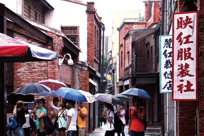 Taipei Historic Shared Walking Tour - West Taipei’s Past Makes Instant Sense on Foot