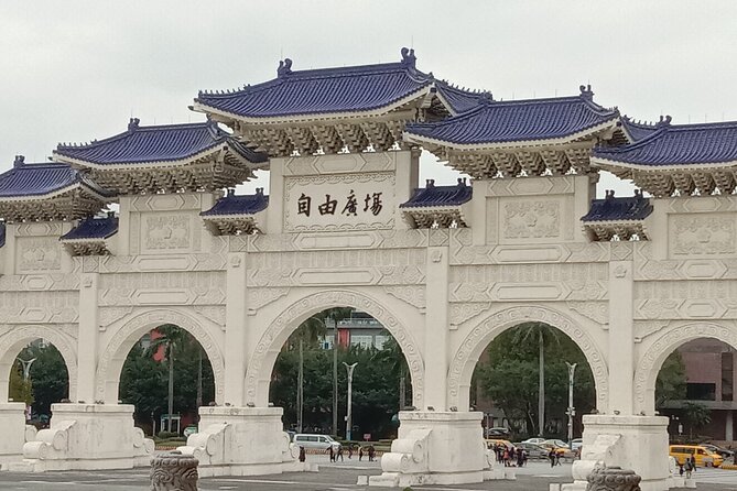 Taipei Memory - 2 Days Tour - Price and Logistics: Is $300 Per Person Good Value?